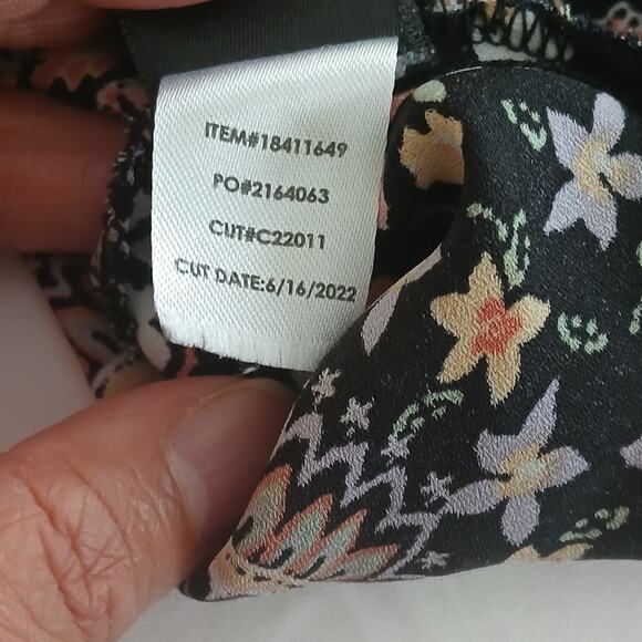 Torrid Plus 2 Georgette Surplice Puff Sleeve Floral Paisley Blouse Black Boho - Picture 8 of 12